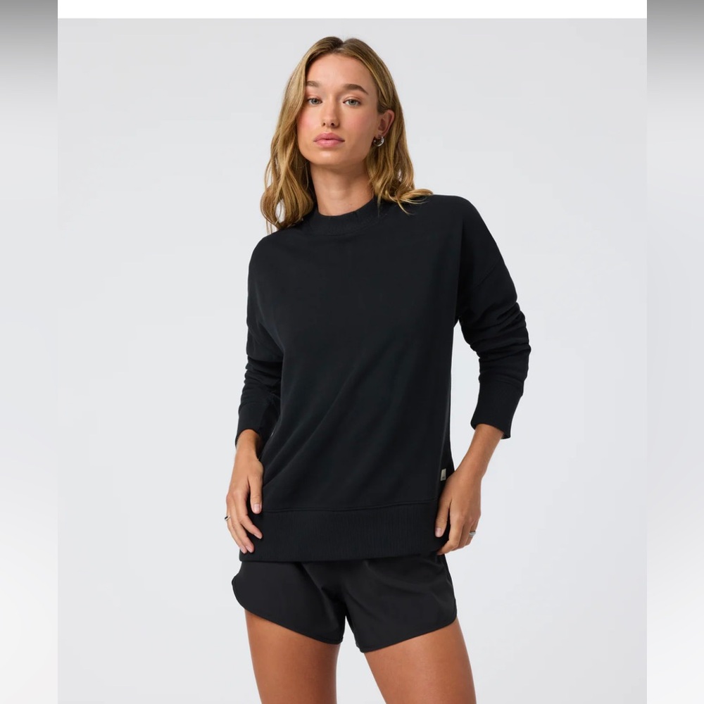 Vuori sweatshirt